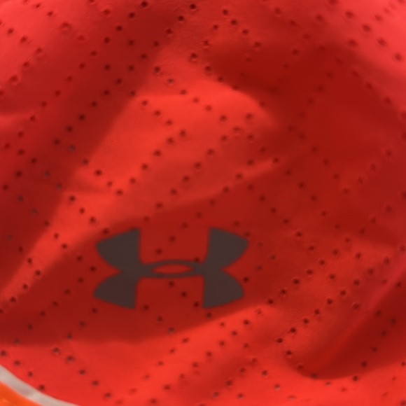 Under Armour semi fitted heat gear running shorts Size small bright pink orange - Picture 5 of 5